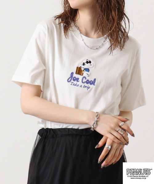 PEANUTS（ピーナッツ）の「PEANUTS 刺繍半袖Tシャツ（Tシャツ/カットソー・メンズ・ホワイト系/ブラック系/ライトピンク/ライトカーキ/杢グレー/オフホワイト/ベージュ/ブラック/レッド/カーキ系・LL/M/L）」の17枚目の写真