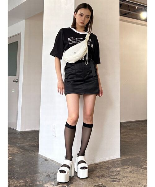 EMODA(エモダ)の「サイドコードパフバッグ(ショルダーバッグ・レディース・ホワイト/ブラック・FREE)」の14枚目の写真