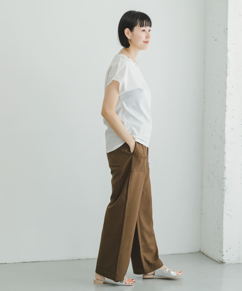 ITEMS URBANRESEARCH(アイテムズ アーバンリサーチ)の「バックタックフレンチプルオーバー(Tシャツ/カットソー・レディース・ホワイト/ブラック/カーキ/ライトベージュ/キャメル・FREE)」の10枚目の写真