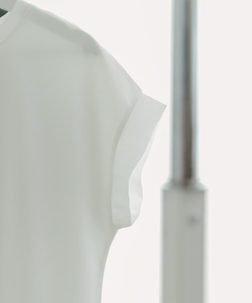 ITEMS URBANRESEARCH（アイテムズ アーバンリサーチ）の「バックタックフレンチプルオーバー（Tシャツ/カットソー・レディース・ホワイト/ブラック/カーキ/ライトベージュ/キャメル・FREE）」の22枚目の写真