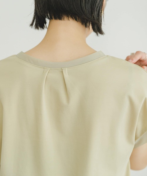 ITEMS URBANRESEARCH（アイテムズ アーバンリサーチ）の「バックタックフレンチプルオーバー（Tシャツ/カットソー・レディース・ホワイト/ブラック/カーキ/ライトベージュ/キャメル・FREE）」の12枚目の写真