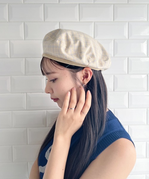 SOLLON.(ソルロン)の「【2WAY】チェック&無地リバーシブルベレー帽(ハンチング/ベレー帽・レディース・ベージュ/イエロー/ブラック/アイボリー・FREE)」の10枚目の写真