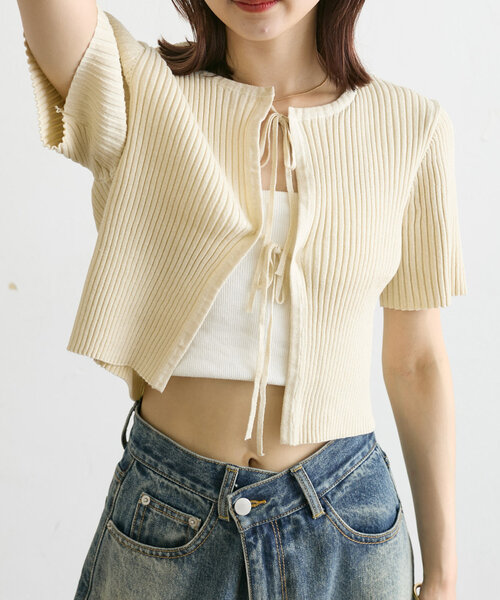 mystic（ミスティック）の「【5色展開】半袖ラメリボンカーディガン（カーディガン/ボレロ・レディース・アイボリー/ブラック/ブルー/グリーン/オレンジ・FREE）」の2枚目の写真