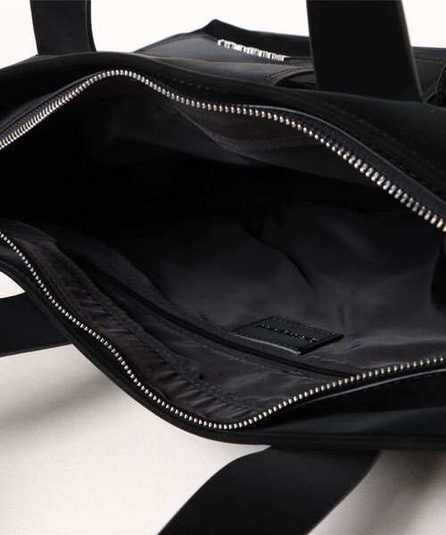 Desigual（デシグアル）の「POCKET FACE PRAVIA PUショッピングバッグ（ハンドバッグ・レディース・ブラック/ホワイト・FREE）」の5枚目の写真