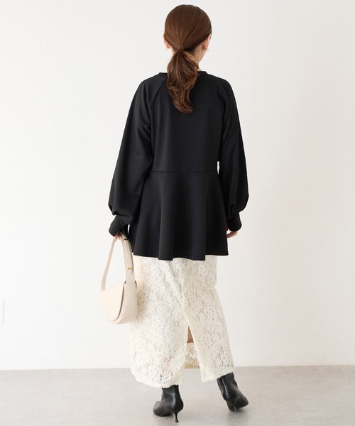 LAVEANGE(ラビアンジェ)の「ペプラムカットプルオーバー(Tシャツ/カットソー・レディース・グレー/ブラック/グレイッシュベージュ・M/LL/3L/4L/5L)」の22枚目の写真