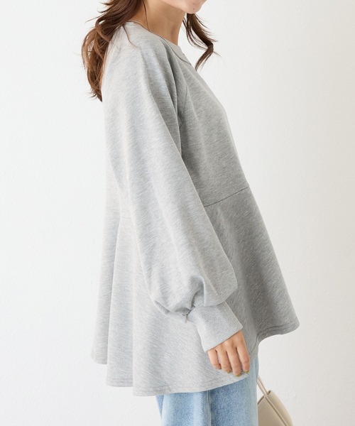 LAVEANGE(ラビアンジェ)の「ペプラムカットプルオーバー(Tシャツ/カットソー・レディース・グレー/ブラック/グレイッシュベージュ・M/LL/3L/4L/5L)」の6枚目の写真