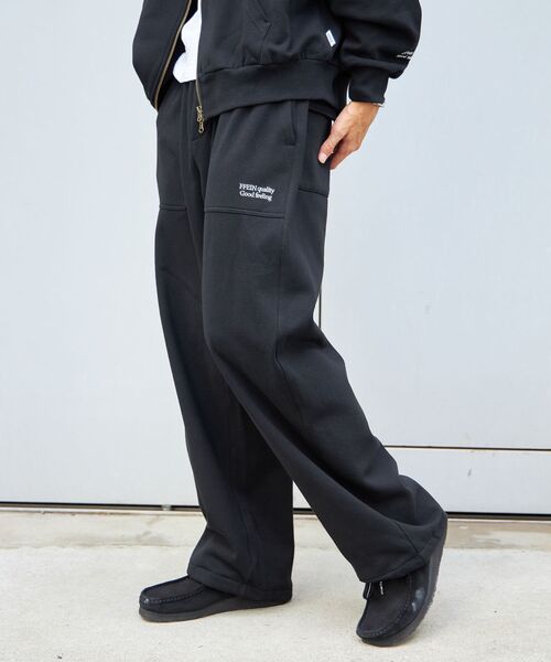 FFEIN（フェイン）の「【FFEIN(フェイン)】シンプルワイドベイカースウェットパンツ / 刺繍 ワンポイント シンプル ノームコア 綺麗目（スウェットパンツ・メンズ・グレー/ブラック/ライトグレー/ネイビー/アッシュグレー・SMALL/MEDIUM/LARGE）」の19枚目の写真