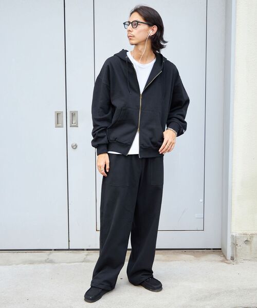 FFEIN（フェイン）の「【FFEIN(フェイン)】シンプルワイドベイカースウェットパンツ / 刺繍 ワンポイント シンプル ノームコア 綺麗目（スウェットパンツ・メンズ・グレー/ブラック/ライトグレー/ネイビー/アッシュグレー・SMALL/MEDIUM/LARGE）」の22枚目の写真