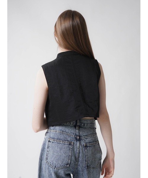 :ETHROF(イーサオブ)の「NYLON SHORT VEST(ベスト・レディース・ブラック/カーキ・FREE)」の3枚目の写真