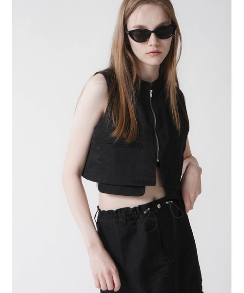 :ETHROF(イーサオブ)の「NYLON SHORT VEST(ベスト・レディース・ブラック/カーキ・FREE)」の11枚目の写真