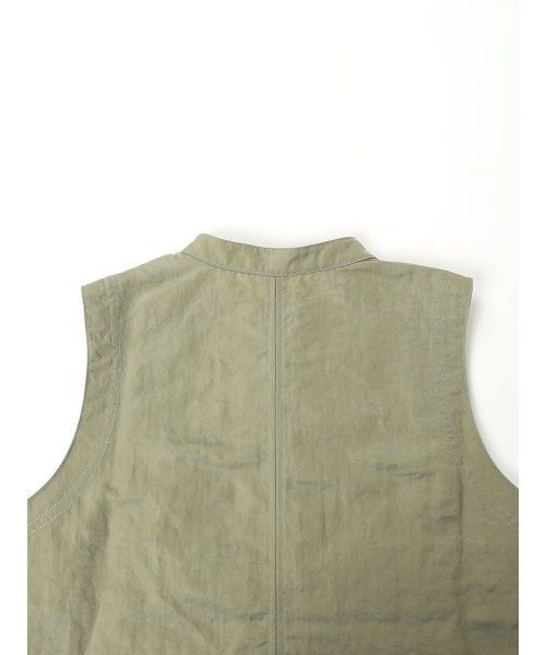 :ETHROF(イーサオブ)の「NYLON SHORT VEST(ベスト・レディース・ブラック/カーキ・FREE)」の22枚目の写真