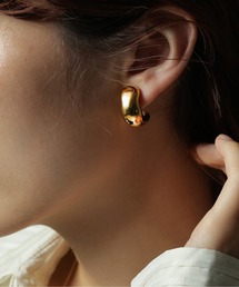 ORLEAN（オルレアン）の「【ORLEAN】 ニュアンスウェーブイヤリング サージカルステンレス（イヤリング）」