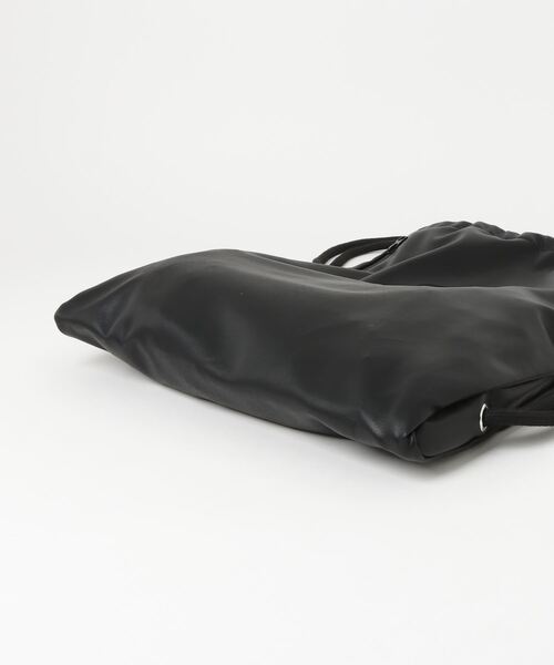 PARROTT CANVAS（パロットキャンバス）の「PU Leather knap sack（バックパック/リュック・レディース・ブラック・FREE）」の3枚目の写真