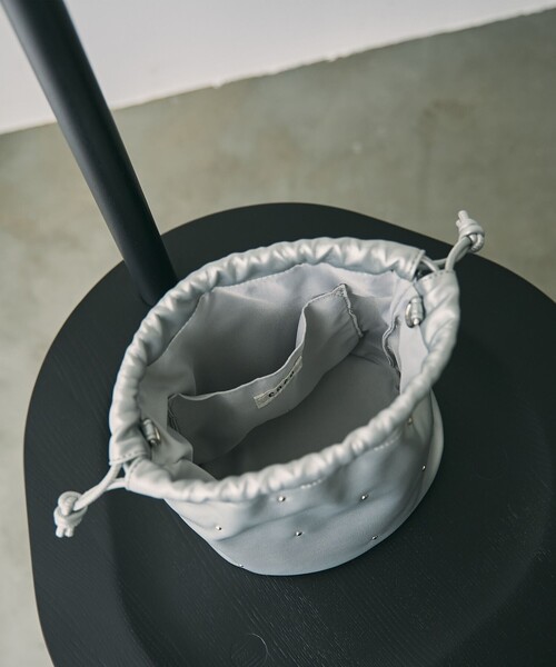 coen（コーエン）の「スタッズキンチャクショルダーバッグ（ショルダーバッグ・レディース・シルバー/ブラック・FREE）」の11枚目の写真