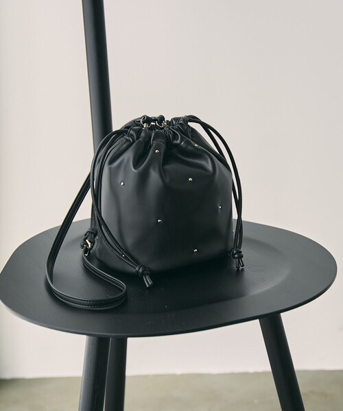 coen（コーエン）の「スタッズキンチャクショルダーバッグ（ショルダーバッグ・レディース・シルバー/ブラック・FREE）」の16枚目の写真