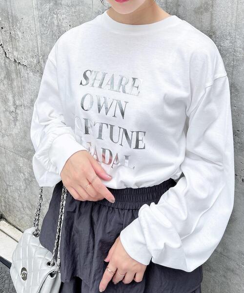INGNI(イング)の「箔プリントロゴロングTシャツ(Tシャツ/カットソー・レディース・ホワイト×シルバー/ライトグレー系8/ブラック×シルバー・M)」の1枚目の写真
