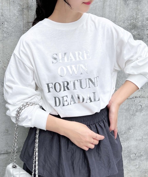 INGNI(イング)の「箔プリントロゴロングTシャツ(Tシャツ/カットソー・レディース・ホワイト×シルバー/ライトグレー系8/ブラック×シルバー・M)」の19枚目の写真