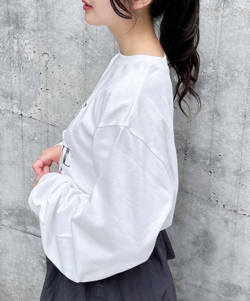 INGNI(イング)の「箔プリントロゴロングTシャツ(Tシャツ/カットソー・レディース・ホワイト×シルバー/ライトグレー系8/ブラック×シルバー・M)」の20枚目の写真