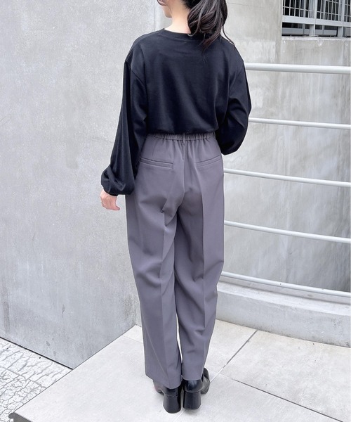 INGNI(イング)の「箔プリントロゴロングTシャツ(Tシャツ/カットソー・レディース・ホワイト×シルバー/ライトグレー系8/ブラック×シルバー・M)」の6枚目の写真