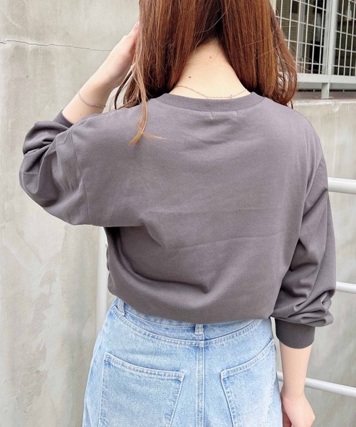 INGNI(イング)の「箔プリントロゴロングTシャツ(Tシャツ/カットソー・レディース・ホワイト×シルバー/ライトグレー系8/ブラック×シルバー・M)」の11枚目の写真