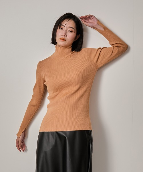 NERGY（ナージー）の「【抗ピル加工】リブタートルニット（ニット/セーター・レディース・サックスブルー/キナリ/ミント/オレンジ・FREE）」の4枚目の写真