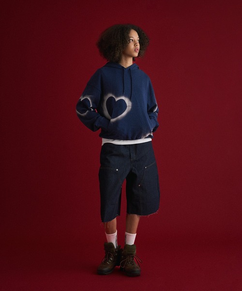 WISH FOR EVER(ウィッシュフォーエバー)の「HEART MOTIF DESIGN HOODIE/ハートモチーフデザインフーディ(パーカー・メンズ・ネイビー/ブラック・MEDIUM/LARGE)」の9枚目の写真