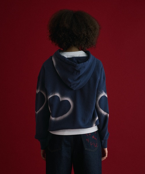 WISH FOR EVER(ウィッシュフォーエバー)の「HEART MOTIF DESIGN HOODIE/ハートモチーフデザインフーディ(パーカー・メンズ・ネイビー/ブラック・MEDIUM/LARGE)」の12枚目の写真