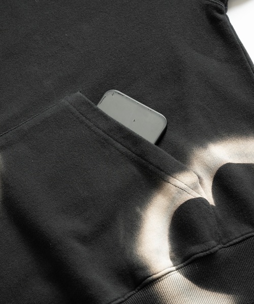 WISH FOR EVER(ウィッシュフォーエバー)の「HEART MOTIF DESIGN HOODIE/ハートモチーフデザインフーディ(パーカー・メンズ・ネイビー/ブラック・MEDIUM/LARGE)」の6枚目の写真