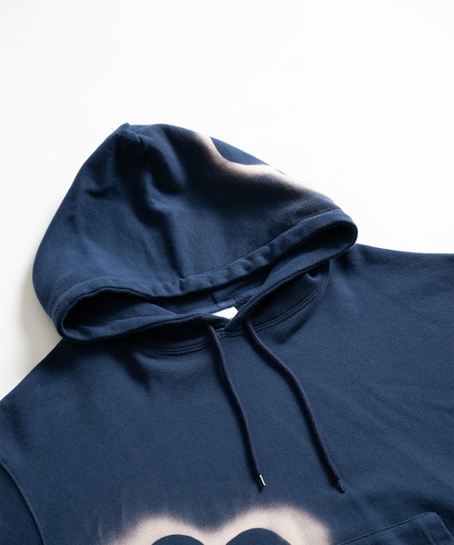 WISH FOR EVER(ウィッシュフォーエバー)の「HEART MOTIF DESIGN HOODIE/ハートモチーフデザインフーディ(パーカー・メンズ・ネイビー/ブラック・MEDIUM/LARGE)」の15枚目の写真