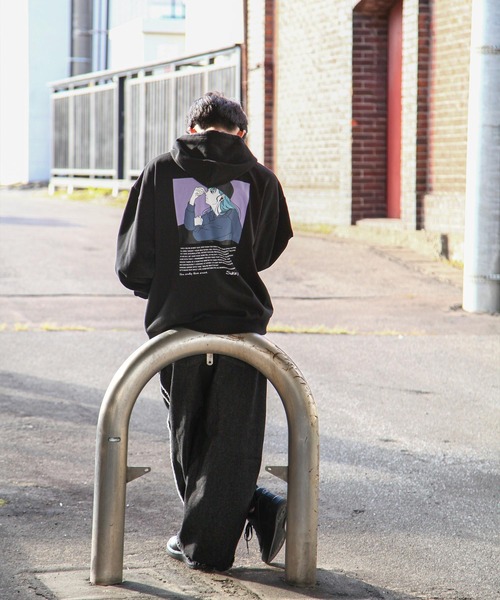 セール】【Selfie freak】 イラスト バックプリント セルフィー