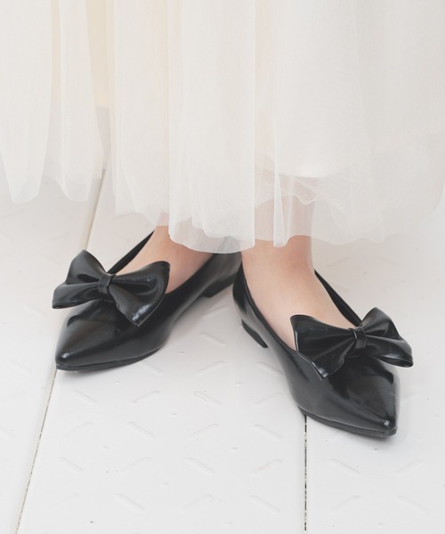 Honeys（ハニーズ）の「２ｗａｙリボンパンプス（パンプス・レディース・ブラック/シルバー・22.5/23.0/23.5/24.0/24.5）」の3枚目の写真