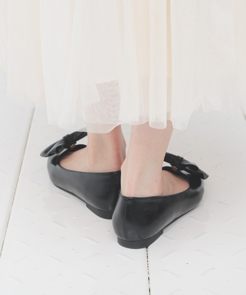 Honeys（ハニーズ）の「２ｗａｙリボンパンプス（パンプス・レディース・ブラック/シルバー・22.5/23.0/23.5/24.0/24.5）」の5枚目の写真