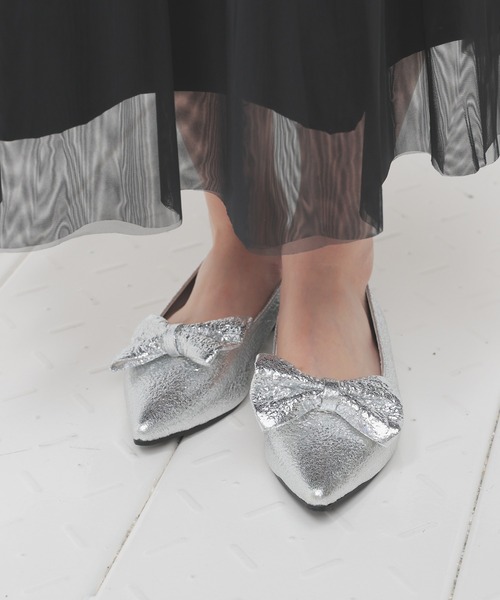 Honeys（ハニーズ）の「２ｗａｙリボンパンプス（パンプス・レディース・ブラック/シルバー・22.5/23.0/23.5/24.0/24.5）」の10枚目の写真