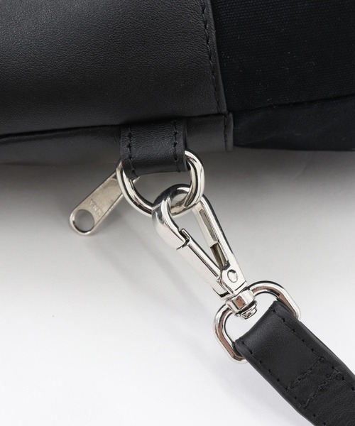 ADAM PATEK(アダムパテック)の「【ADAMPATEK】leather switching drawstring bag/レザー切替巾着バッグ(ショルダーバッグ・メンズ・ブラック・FREE)」の9枚目の写真