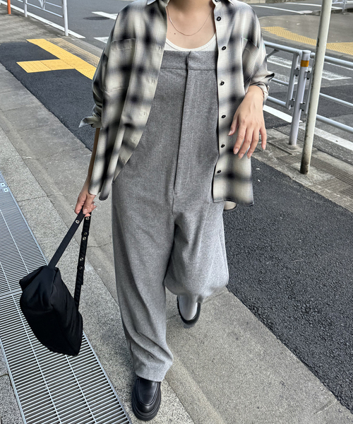 JOURNAL STANDARD(ジャーナルスタンダード)の「ストレッチアゼニットサロペット(サロペット/オーバーオール・レディース・ブラック/チャコールグレー・FREE)」の2枚目の写真