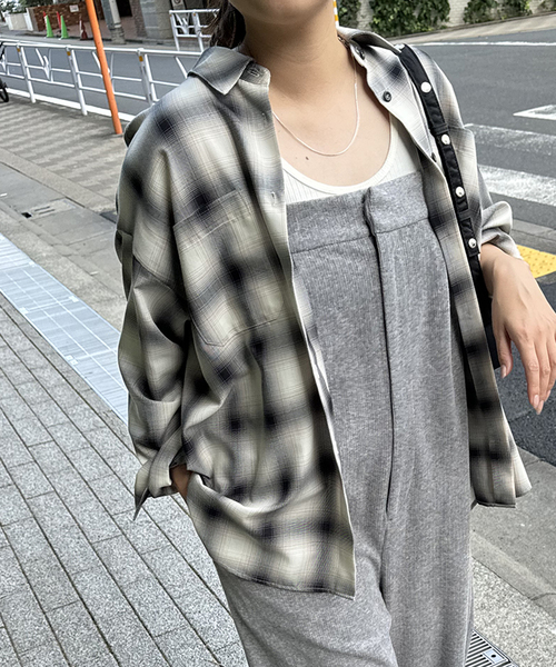 JOURNAL STANDARD(ジャーナルスタンダード)の「ストレッチアゼニットサロペット(サロペット/オーバーオール・レディース・ブラック/チャコールグレー・FREE)」の13枚目の写真