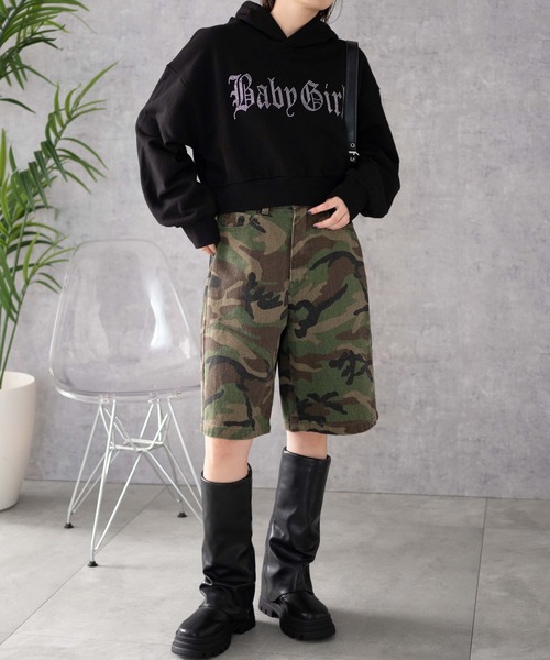 WEGO（ウィゴー）の「WEGO/ラインストーンショートプルパーカー（スウェット・レディース・ピンク/ライトグレー/ブラック・FREE）」の10枚目の写真