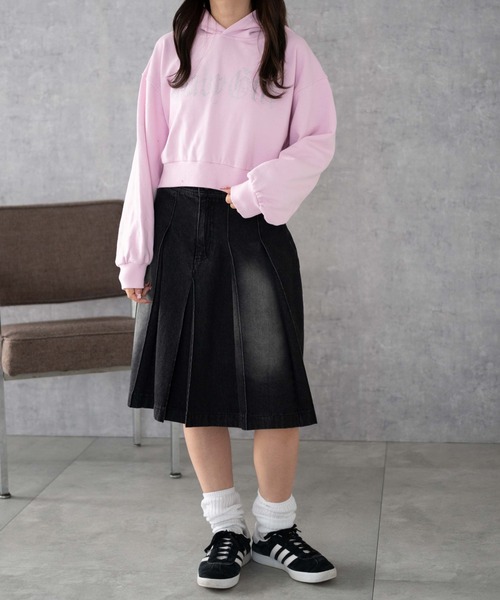 WEGO（ウィゴー）の「WEGO/ラインストーンショートプルパーカー（スウェット・レディース・ピンク/ライトグレー/ブラック・FREE）」の18枚目の写真