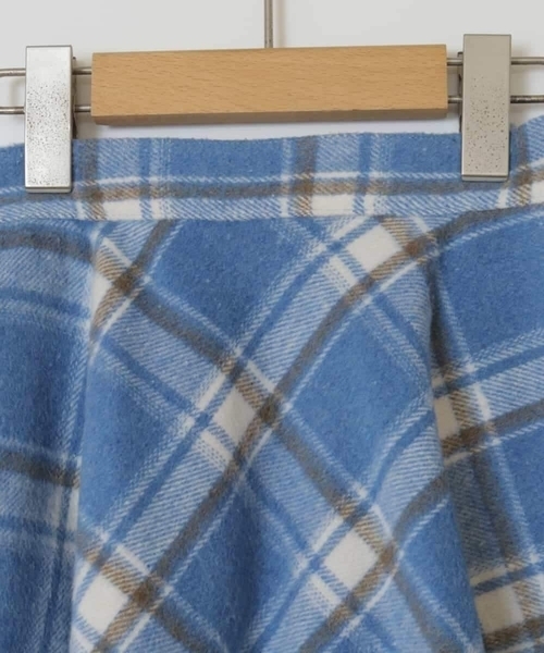 a.v.v（アーヴェヴェ）の「[160]フレアスカート（スカート・キッズ・ブラック/ブルー/ネイビー/ベージュ・160）」の7枚目の写真