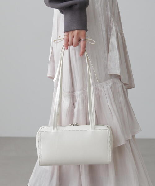 FREE'S MART（フリーズマート）の「◆リボンショルダーバッグ（ショルダーバッグ・レディース・ブラック/ホワイト・ﾌﾘ-）」の13枚目の写真