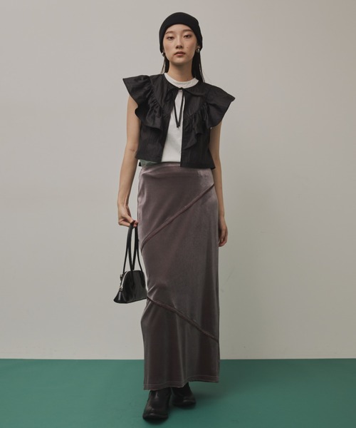 Solace(ソレイス)の「パイピングベロアロングスカート(スカート・レディース・ブラック/ブラウン・FREE)」の19枚目の写真