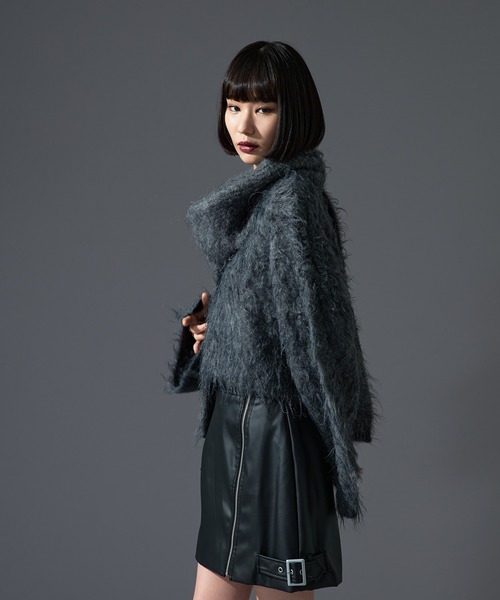 Ellno de Mavie(エルノデメヴィ)の「マフラーシャギーショートニット(ニット/セーター・レディース・ボルドー/アイボリー/チャコールグレー・FREE)」の22枚目の写真