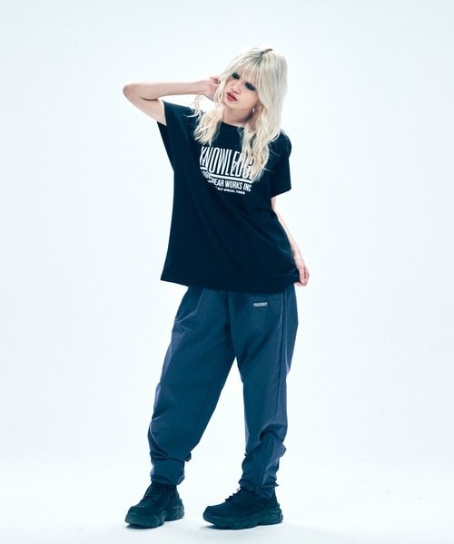 VIRGOwearworks（ヴァルゴウェアワークス）の「ULTIMATE2 [C] Knowledge（Tシャツ/カットソー・メンズ・ホワイト/ブラック/グレイッシュベージュ・2/4/3/5）」の16枚目の写真