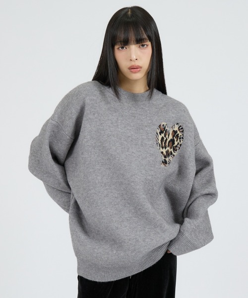 Revo.(レボ)の「【Revo.レボ】ワンポイントハートステッチルーズニット/ユニセックス/TH-3888(ニット/セーター・メンズ・グレー/ブラック/レッド/ブルー/レッド系その他/ブラック系その他/グレー系その他・フリー)」の5枚目の写真