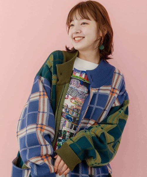 ScoLar（スカラー）の「143737：バイカラージャガード チェック柄ニットコート（その他アウター・レディース・パープル・M）」の5枚目の写真