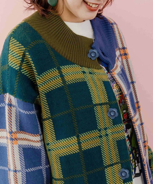 ScoLar（スカラー）の「143737：バイカラージャガード チェック柄ニットコート（その他アウター・レディース・パープル・M）」の10枚目の写真