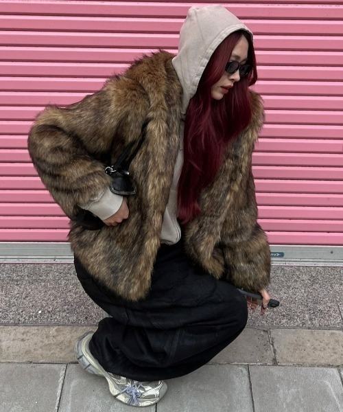 Chikashitsu +(チカシツプラス)の「【Chikashitsu +】coating damage wide denim pants / 【チカシツプラス】コーティングダメージワイドデニムパンツ(デニムパンツ・メンズ・ブラック・ONE SIZE)」の18枚目の写真