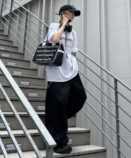 【Chikashitsu+】coating damage wide denim Chikashitsu +】coating damage wide denim pants