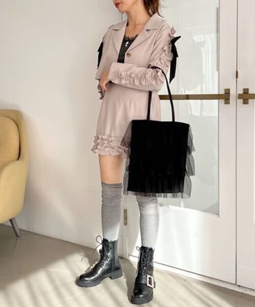 MAJESTIC LEGON（マジェスティックレゴン）の「チュールティアードトート（トートバッグ・レディース・アイボリー/ブラック/ライトグレー・FREE）」の7枚目の写真