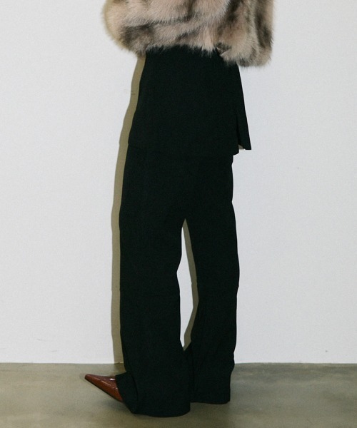 Clum(クルム)の「double button slacks skirt pants / ダブルボタンスラックススカートパンツ(スラックス・レディース・ブラック/グレー・FREE)」の5枚目の写真